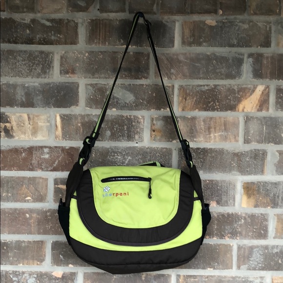 sherpani messenger bag
